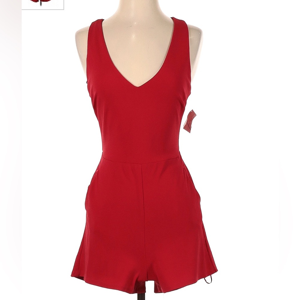 Red dress cristal sky